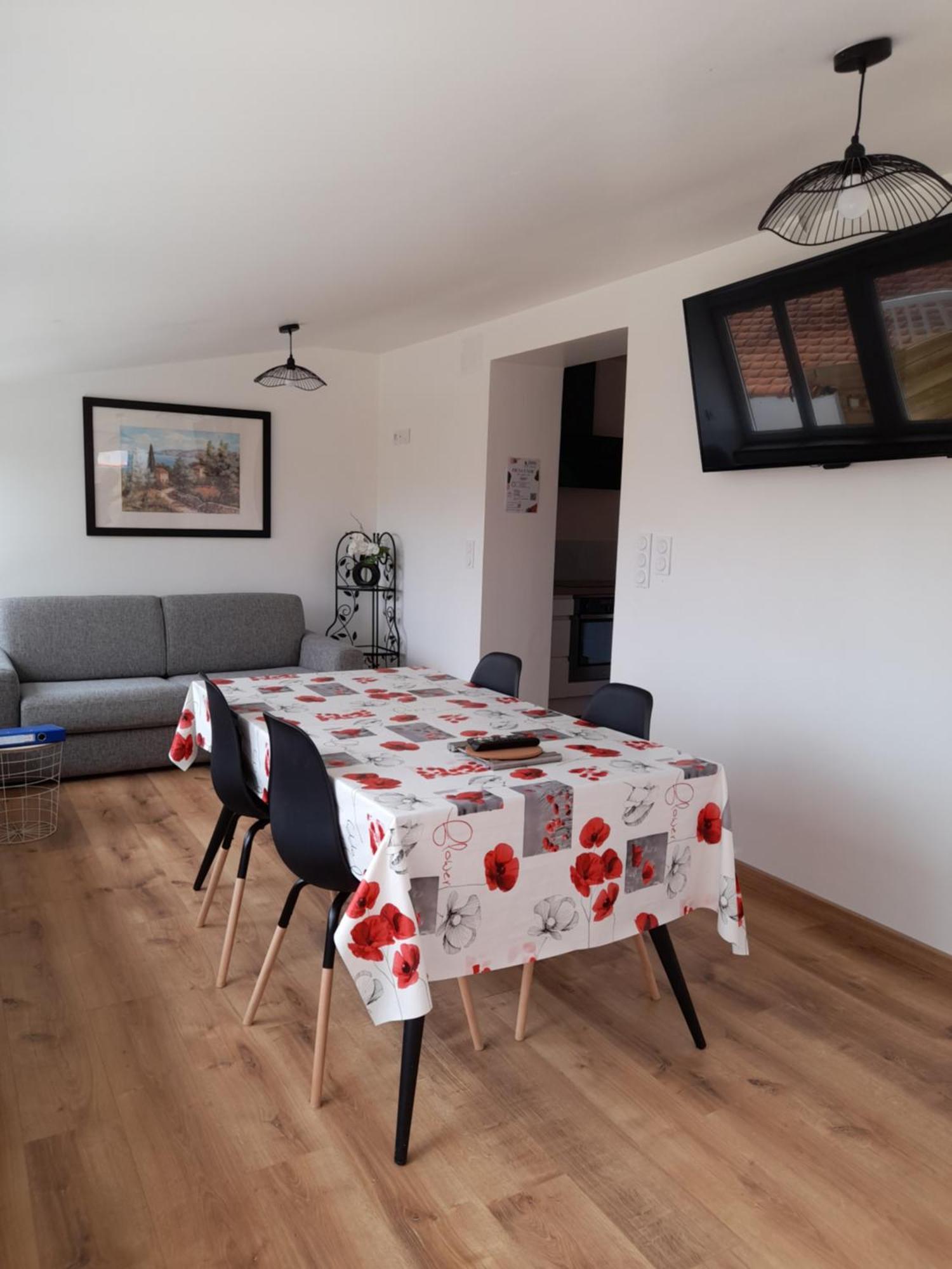 Logement Lumineux Avec Terrasse La Roche-sur-Yon Eksteriør billede